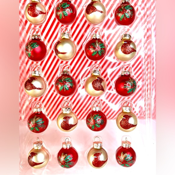 20 Christmas Mini Glass Ball Ornaments Red Cardinal Winter Flower Red Gold - Picture 6 of 8